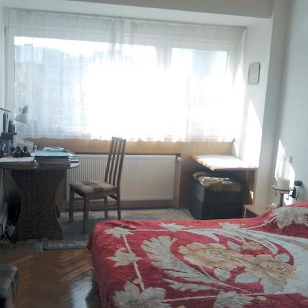 Rompromo Plus Accommodation Bucharest Exterior photo