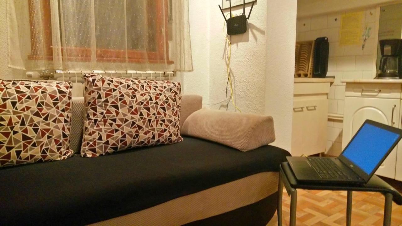 Rompromo Plus Accommodation Bucharest Exterior photo