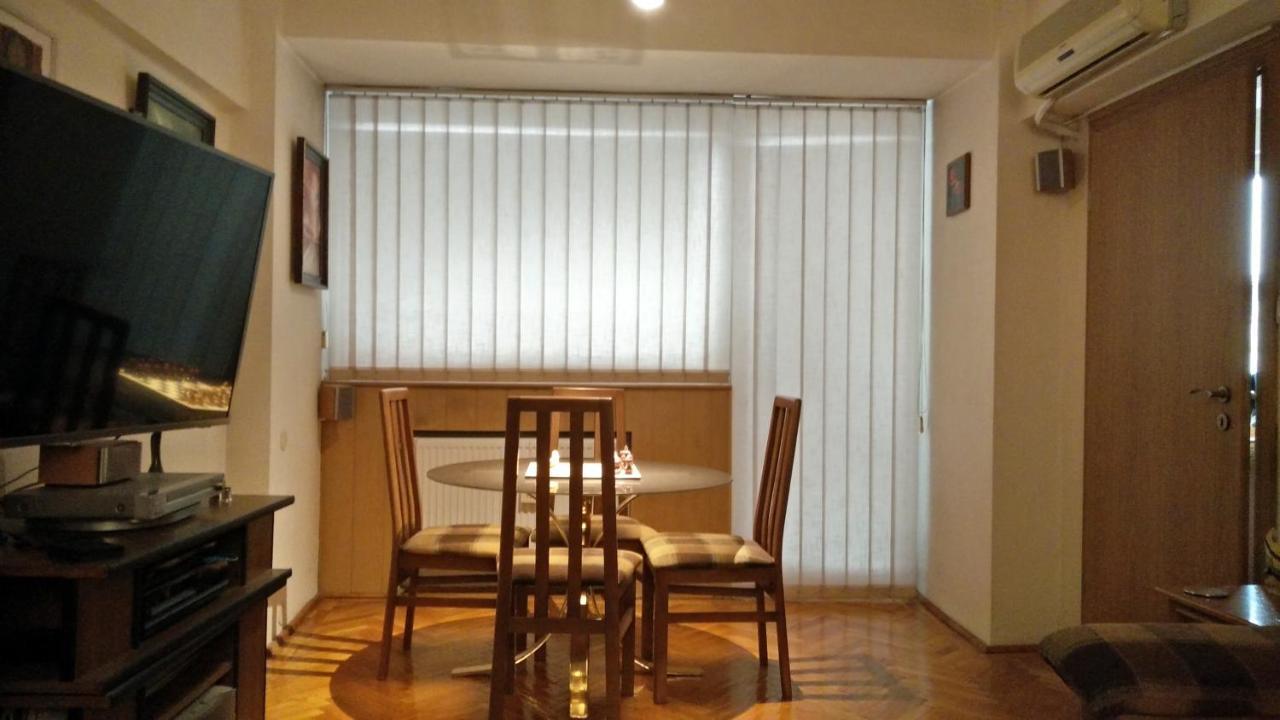 Rompromo Plus Accommodation Bucharest Exterior photo